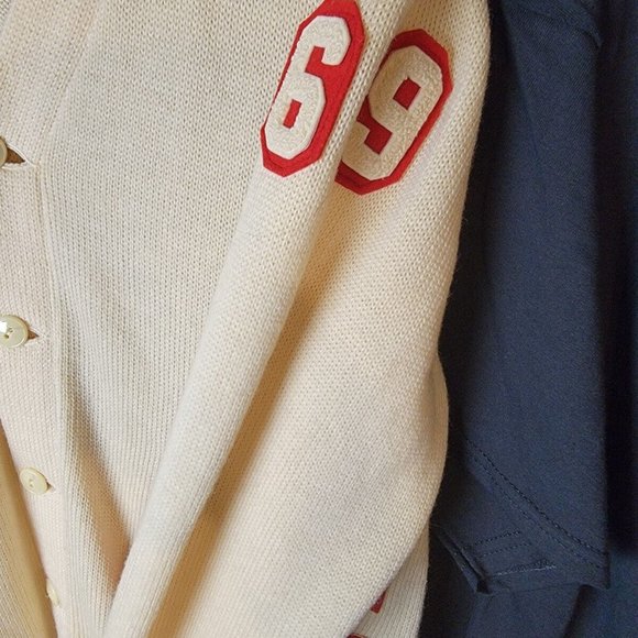 VNTG BLEPP-COOMBS SPORTING GOODS Men's Ivory Long Sleeve Cardigan Sweater Sz 42 - Picture 2 of 9